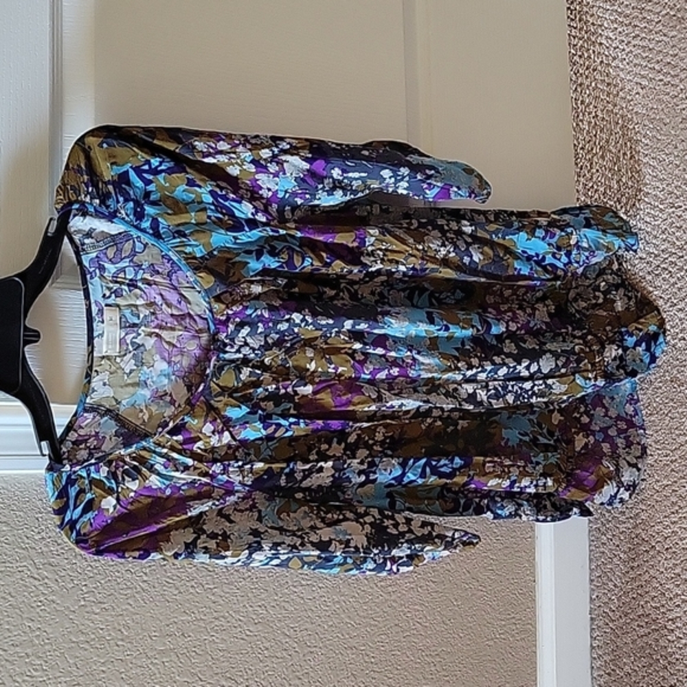 Maternity clothes